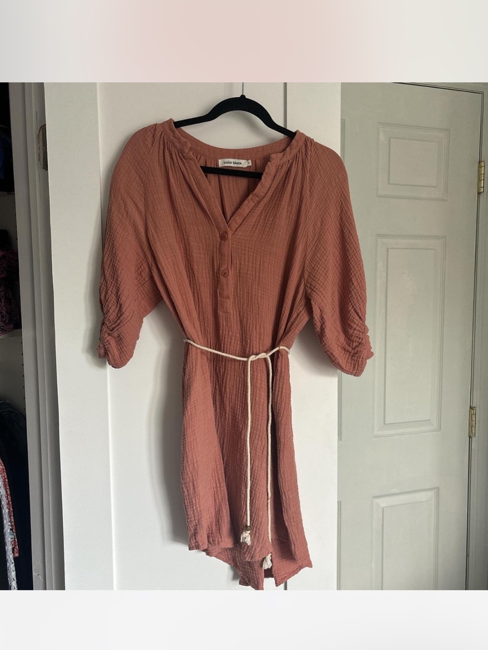 Color block Mauve Textured Button mini Dress with Rope Belt